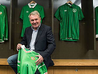 Ray Houghton explains the meri...